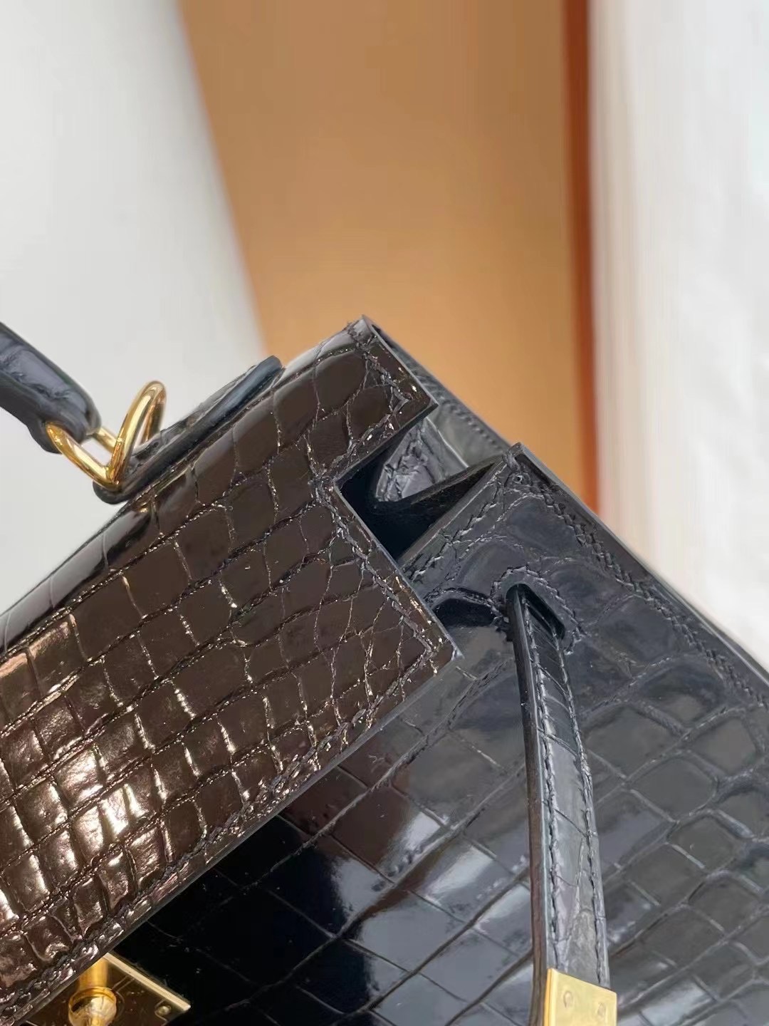 愛馬仕凱莉包多少錢 Hermes Kelly 25 89 Noir 黑色鱷魚 全手工蜜蠟線縫製