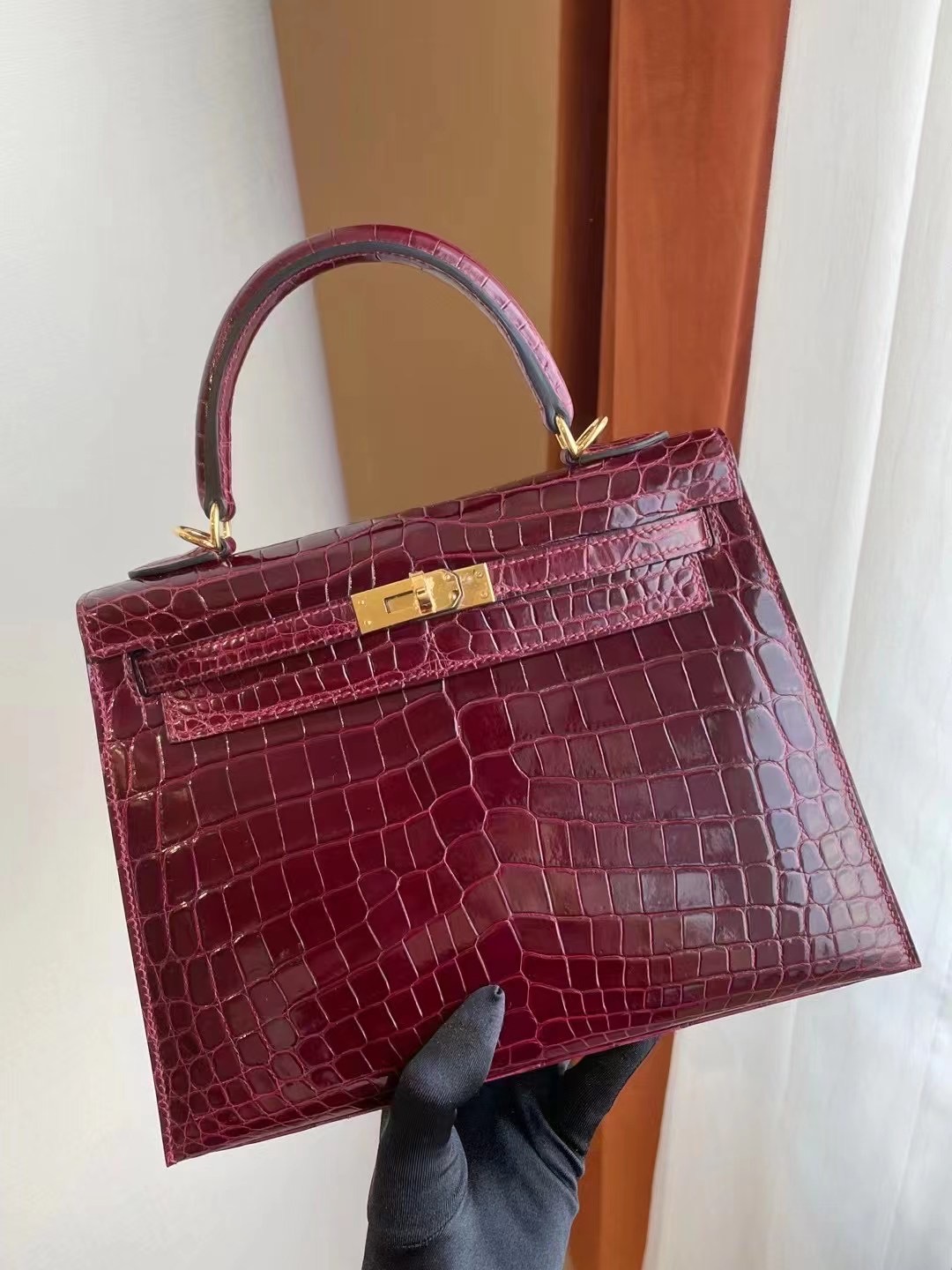 愛馬仕凱莉包25價格 Hermes kelly 25cm 57 Bordeaux 波爾多酒紅 亮面尼羅鱷魚