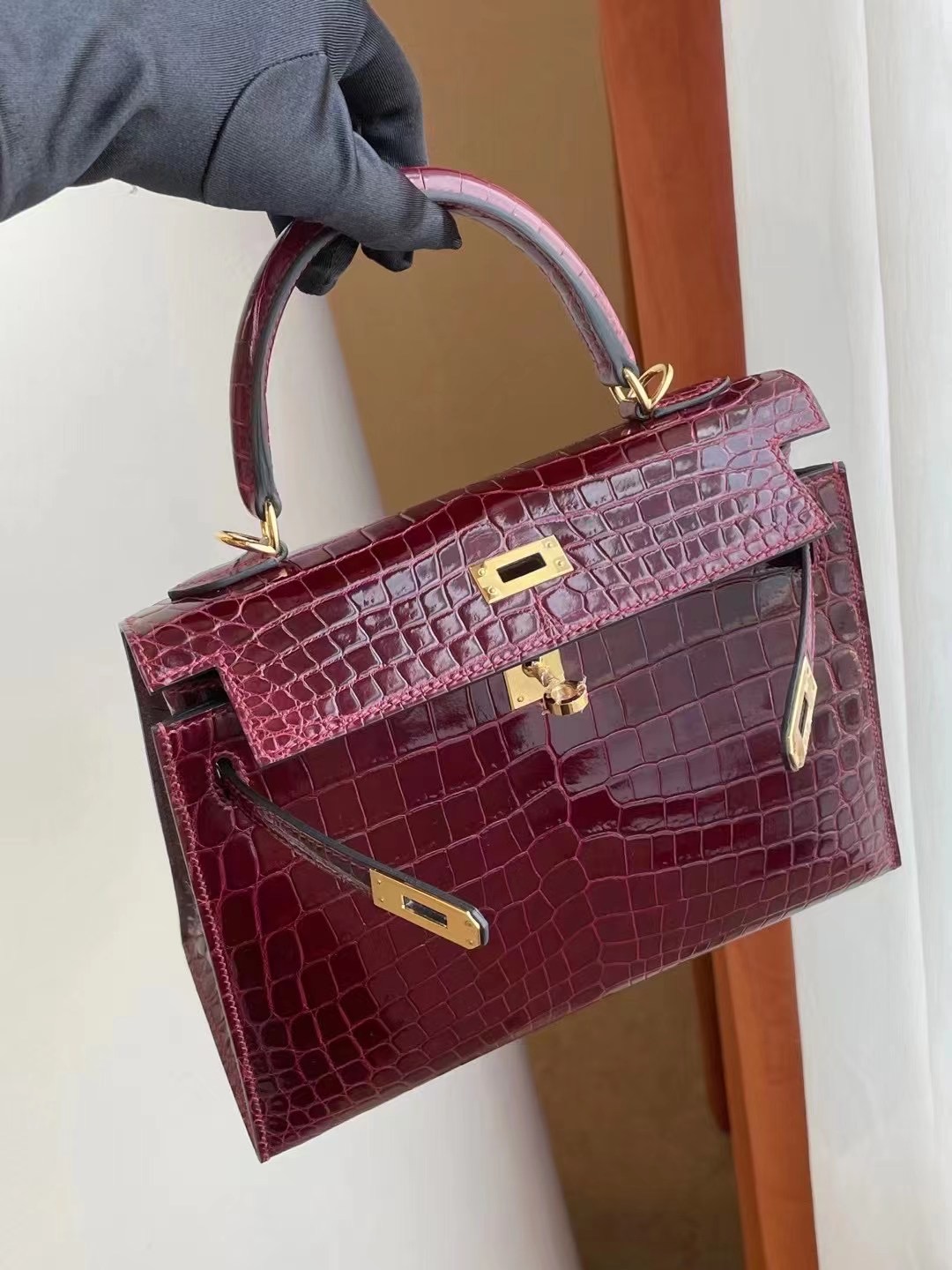 愛馬仕凱莉包25價格 Hermes kelly 25cm 57 Bordeaux 波爾多酒紅 亮面尼羅鱷魚