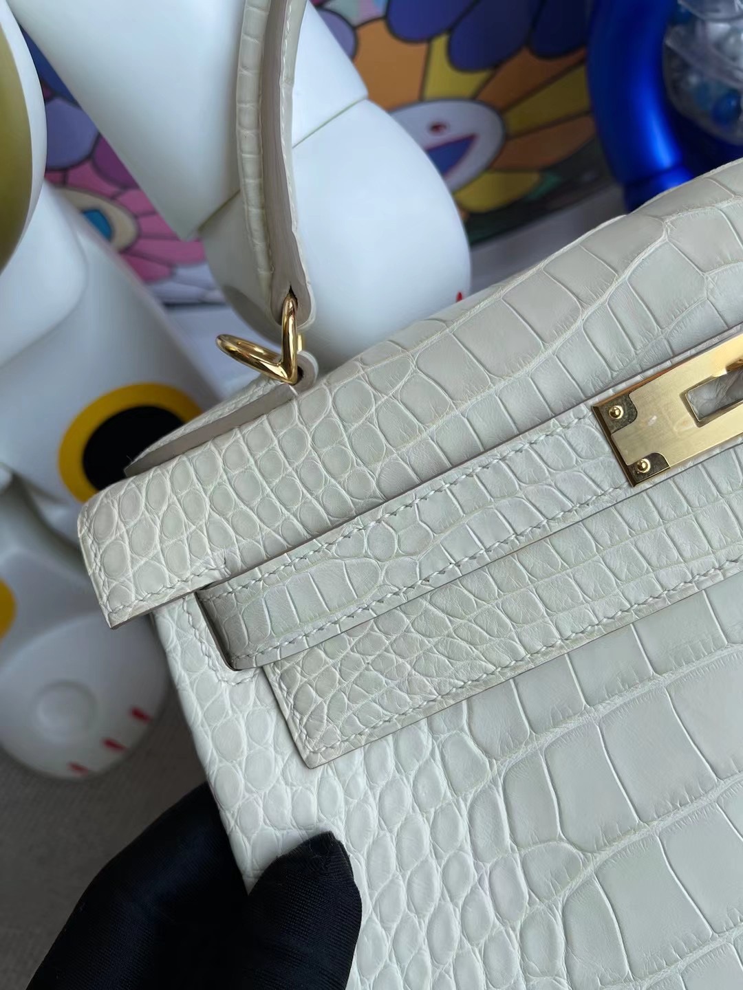 愛馬仕y刻和z刻的區別 Hermes Kelly 28 8L Beton 奶油白 霧面美洲鱷魚