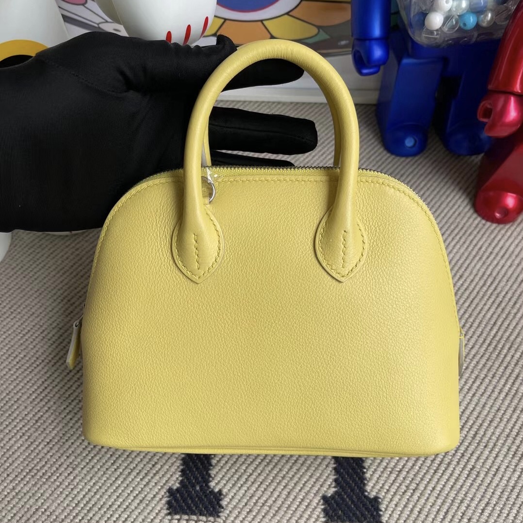 愛馬仕迷你保齡球包 Hermes Mini Bolide 20 Evercolor 1Z jaune poussin 小雞黃