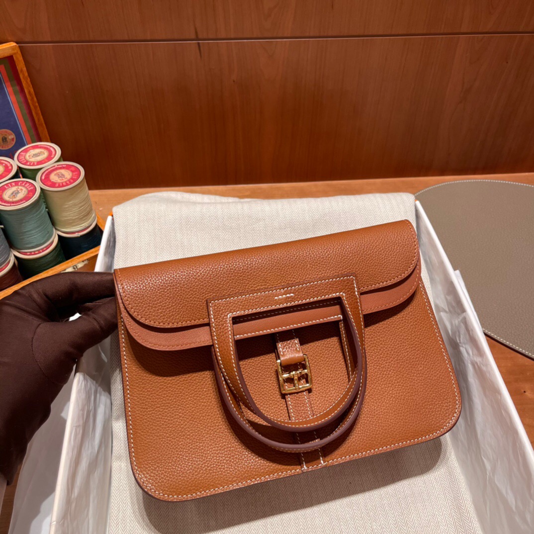 臺灣桃園市 愛馬仕 Hermes Halzan 25cm 34 Fauve Barenia Faubourg馬鞍皮福寶皮