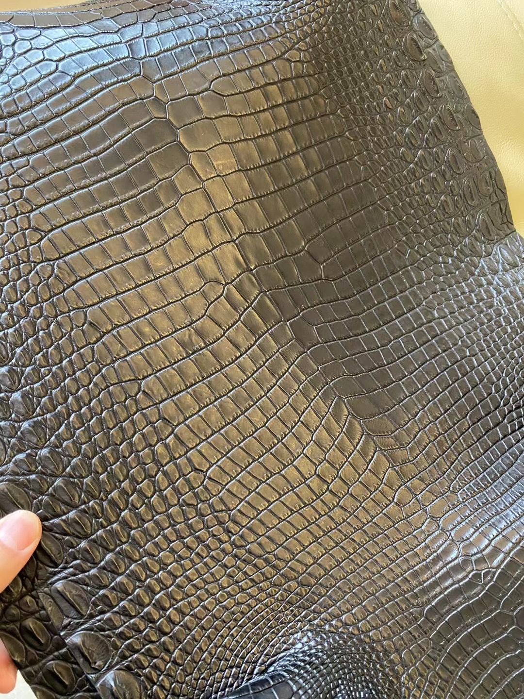 愛馬仕新到皮霧面 倒V 澳洲灣鱷Hermes CC89 黑色 Matte Porosus Crocodile