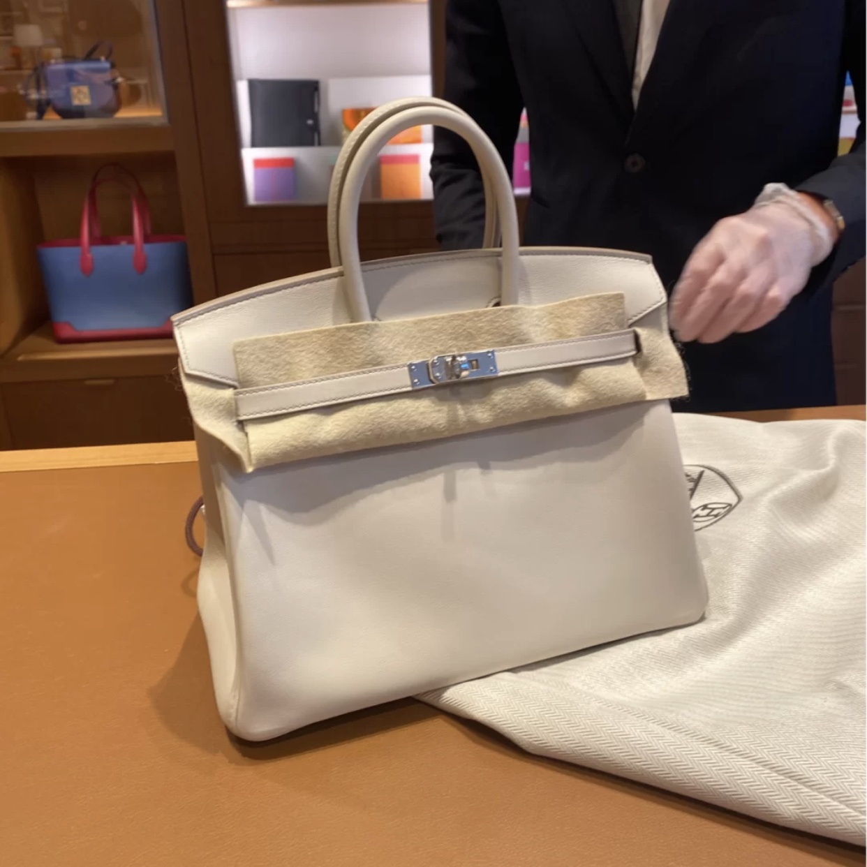 馬來西亞愛馬仕官網可以寄到泰國嗎 Hermes Birkin 25cm Swift 8L Beton 冰川白