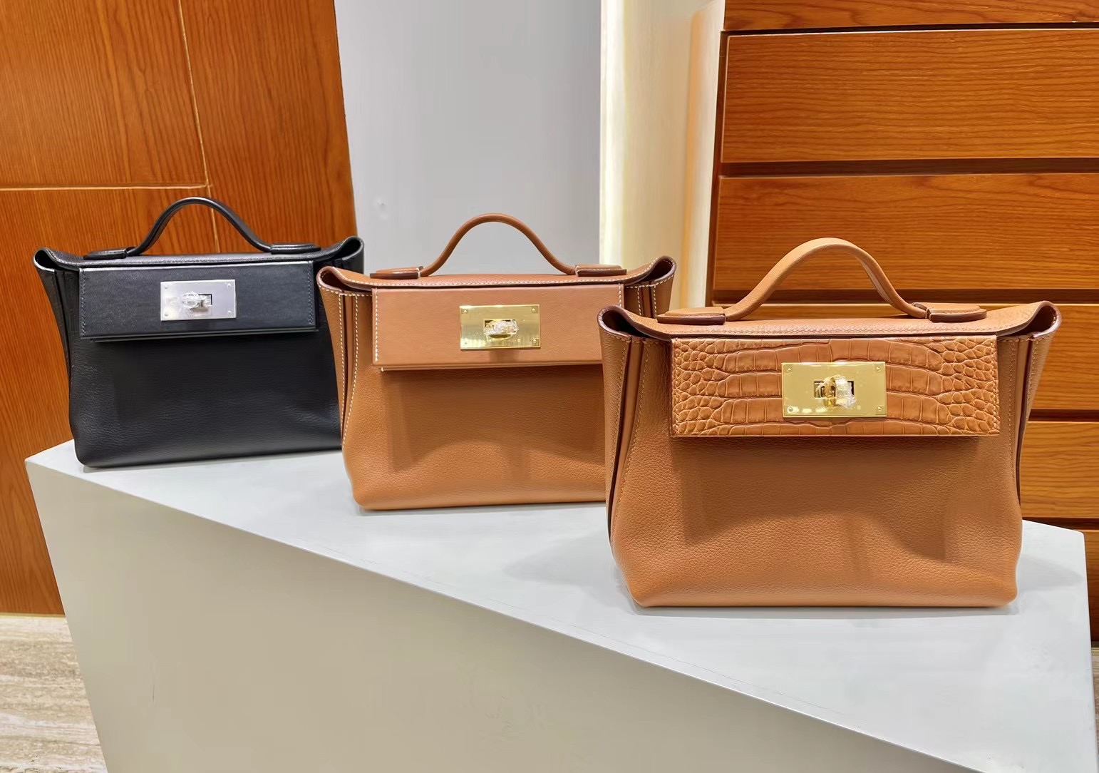 Malaysia Hermes Kelly 24/24 Mini Evercolor+swift S3 Rose de coeur 心紅色 金扣