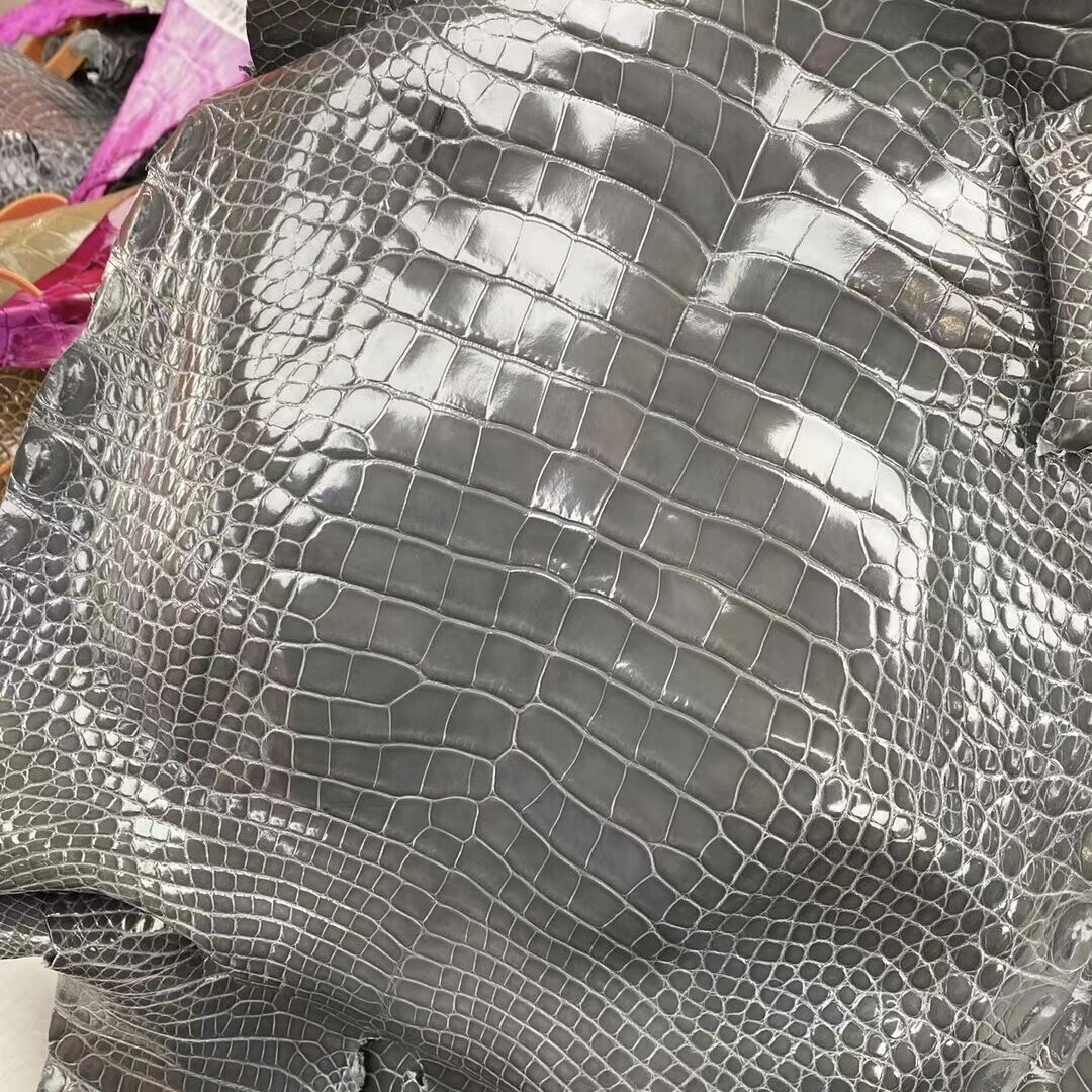 泰國愛馬仕新到皮亮面美洲鱷魚 Hermes Birkin 25cm 88 Graphite 石墨灰