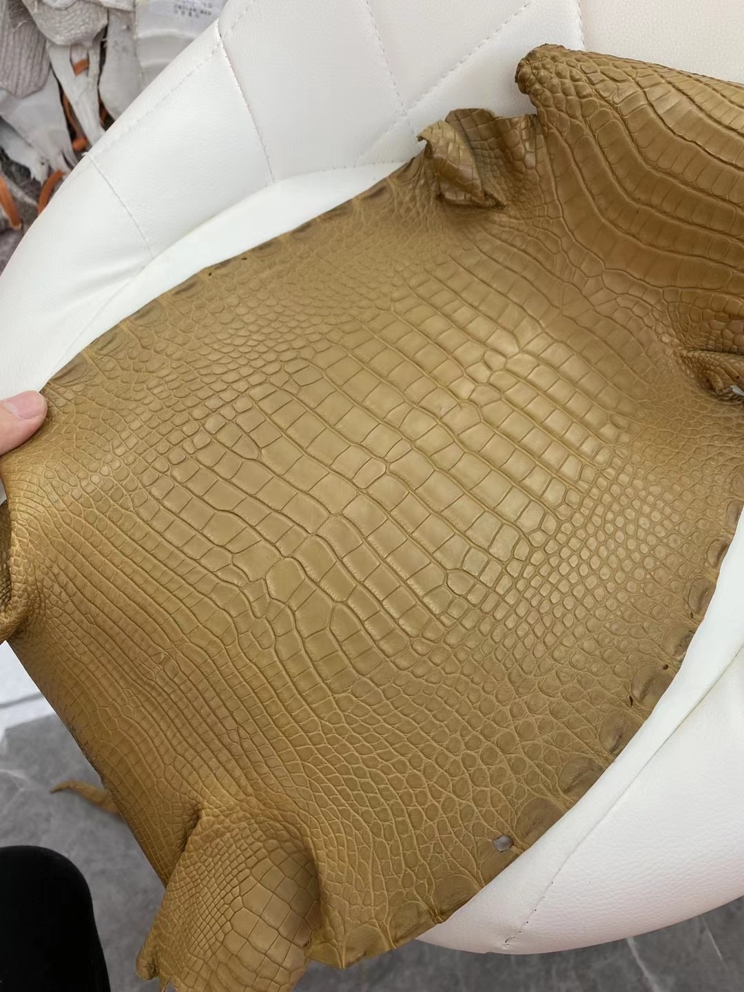 愛馬仕 新到皮 霧面美洲鱷魚 Hermes Birkin 25cm 2H Kraft 牛皮紙色