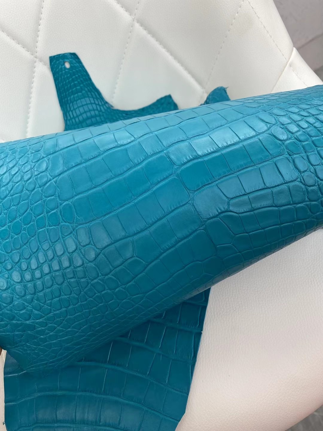 愛馬仕新到皮 霧面美洲鱷魚 Hermes Birkin 25cm 7F Blue Paon 孔雀藍