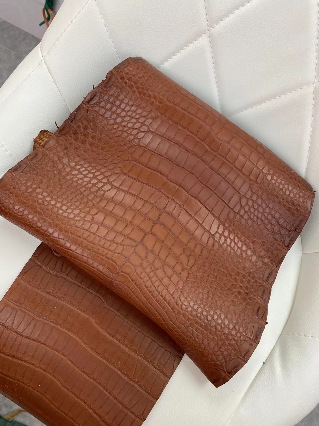 愛馬仕 新到皮 霧面美洲鱷魚 Hermes Birkin 25 馬鞍色鱷魚 全手工蜜蠟線縫製