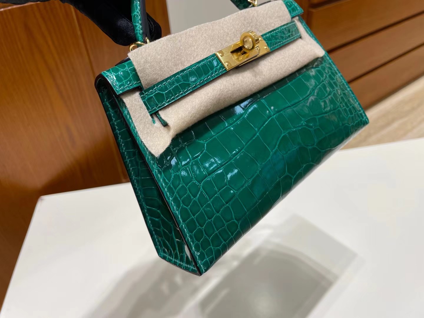 Qatar Doha Hermes Kelly Mini II 2代 6Q Very Emerald 翡翠綠 亮面美洲鱷魚