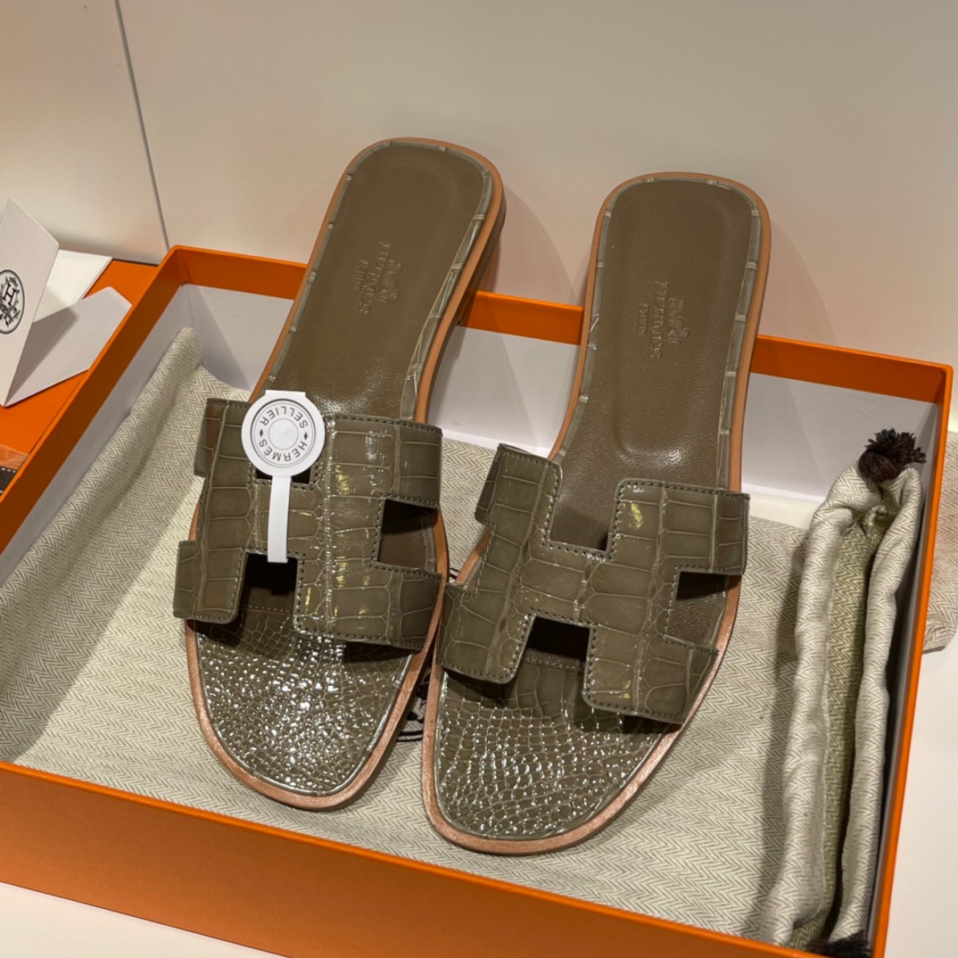 愛馬仕涼鞋價格 Hermès Alligator Crocodile Oran sandal 經典H型鞋面