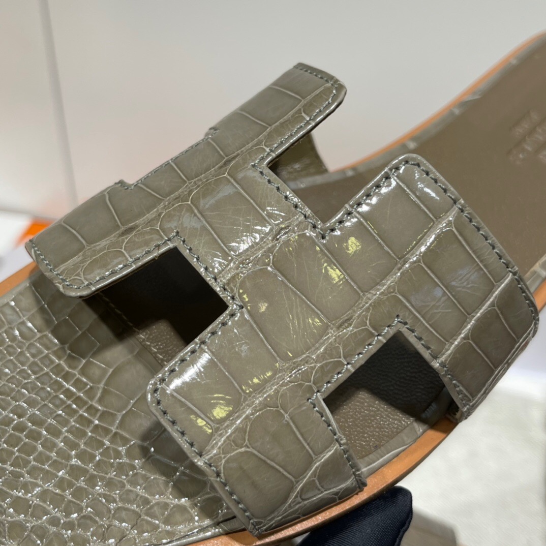 愛馬仕涼鞋價格 Hermès Alligator Crocodile Oran sandal 經典H型鞋面