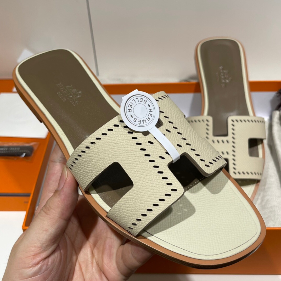 臺灣桃園市桃園區 愛馬仕拖鞋 Hermès Oasis 鏤空 涼鞋 Oran sandal