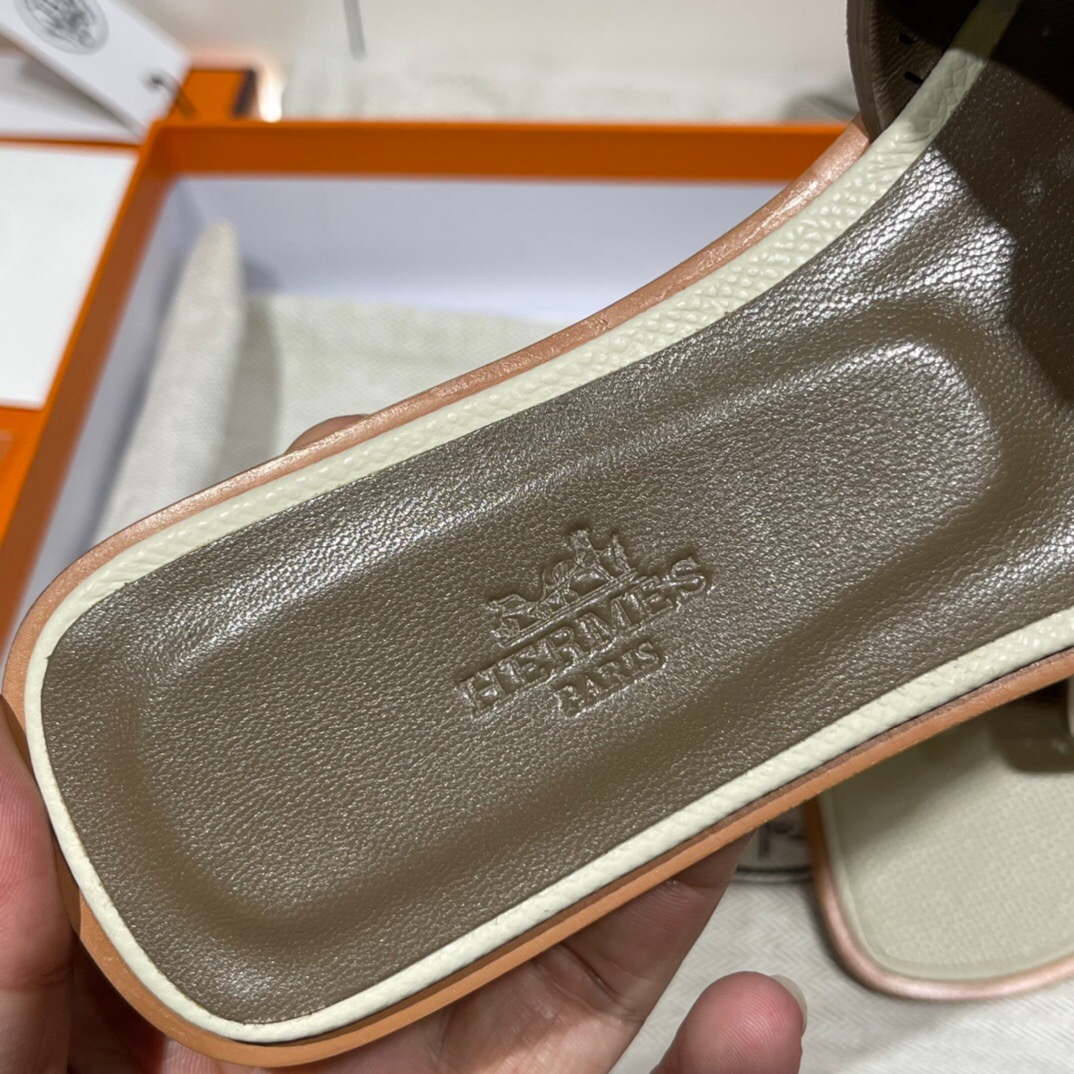 臺灣桃園市桃園區 愛馬仕拖鞋 Hermès Oasis 鏤空 涼鞋 Oran sandal