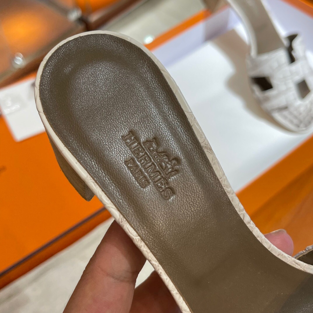愛馬仕拖鞋女 Hermès Oasis 涼鞋 Oran sandal 喜馬拉雅 BLANC Himalayan Crocodile
