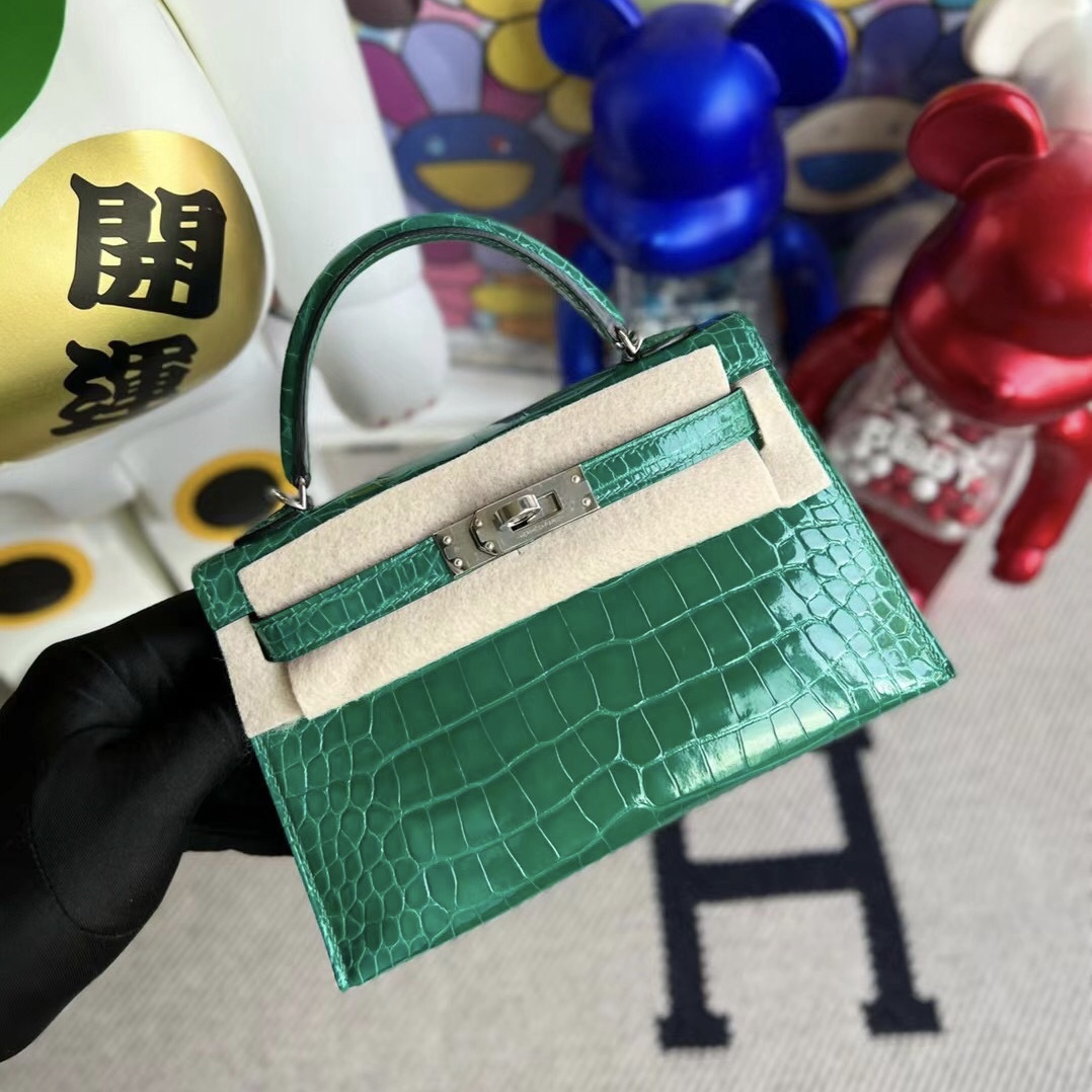 愛馬仕美國官網 Hermès Kelly Mini II 2代 6Q 翡翠綠 Very Emerald 亮面美洲鱷魚