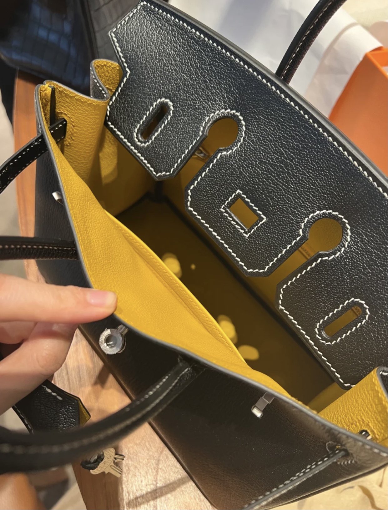 Hermès Birkin 25cm Chevre Noir內拼9V Jaune Dor 太陽黃拉絲銀扣馬蹄印