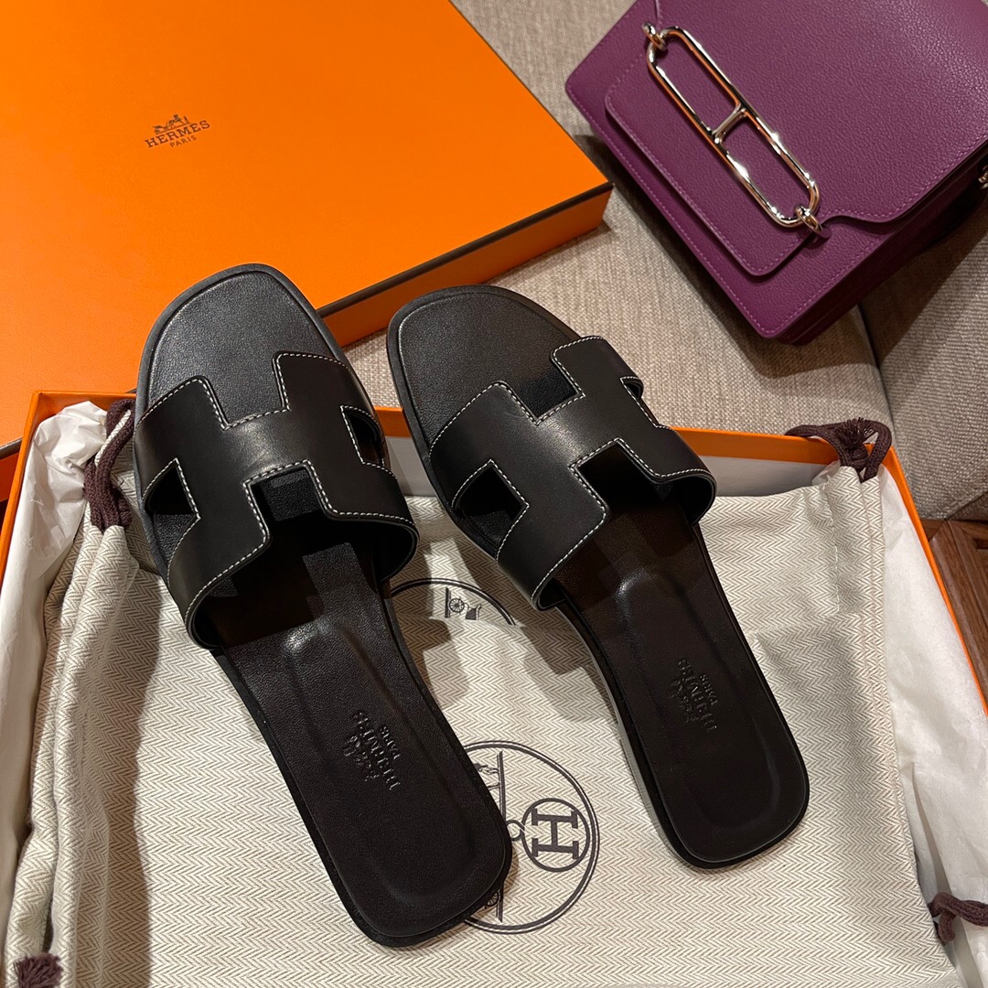 愛馬仕涼鞋 拖鞋 Saudi Arabia Hermes Oran sandal Swift 89 黑色 Noir