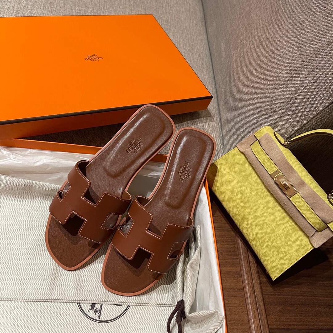 愛馬仕涼鞋 Saudi Arabia Hermes Oran sandal Swift 全手工蜜蠟線縫製