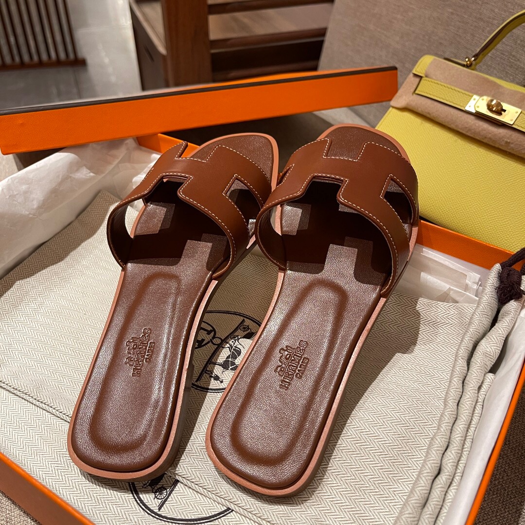 愛馬仕涼鞋 Saudi Arabia Hermes Oran sandal Swift 全手工蜜蠟線縫製
