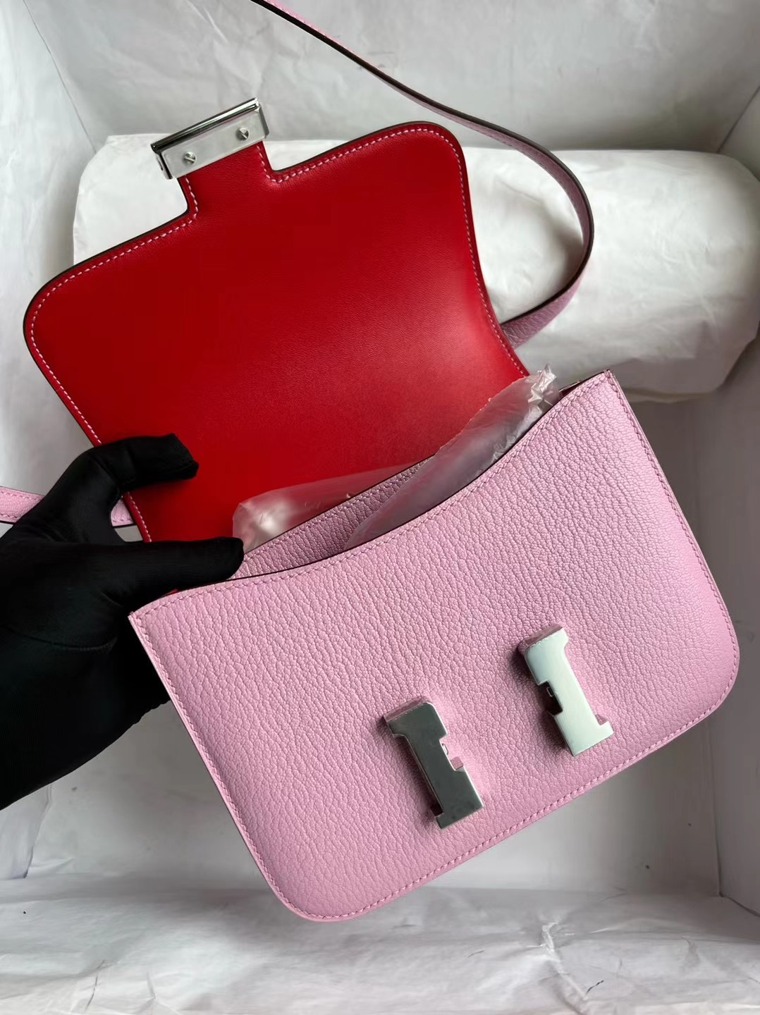 The French Hunter on X: Kelly Pochette Rose Pourpre Swift PHW #C #hermes  #birkin #kelly #constance #handbags #luxury  / X