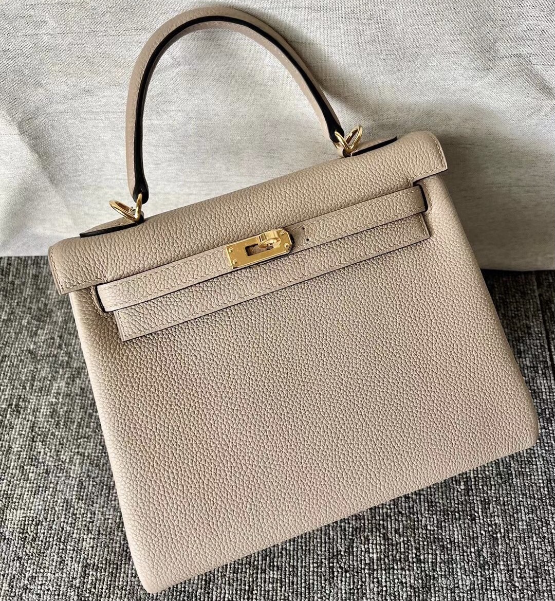 愛馬仕官網kelly包價格 Hermès Kelly 25cm Togo S2 風衣灰 Trench 金扣