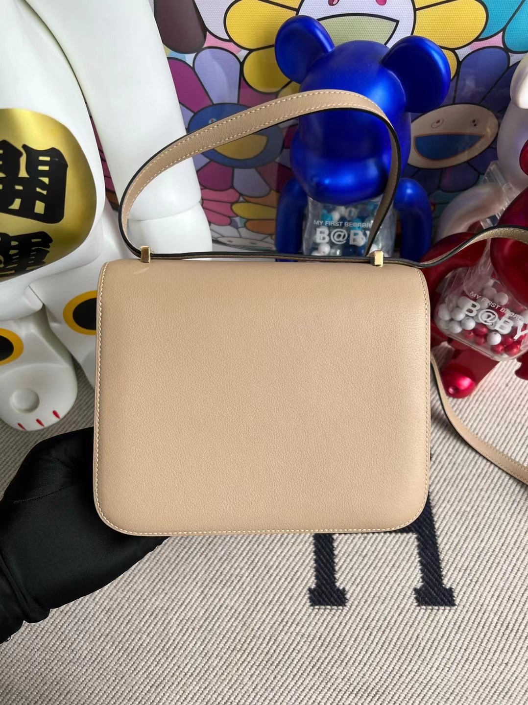 愛馬仕官方網女包 Hermès Constance 18cm Evercolor S2 風衣灰 Trench 金扣