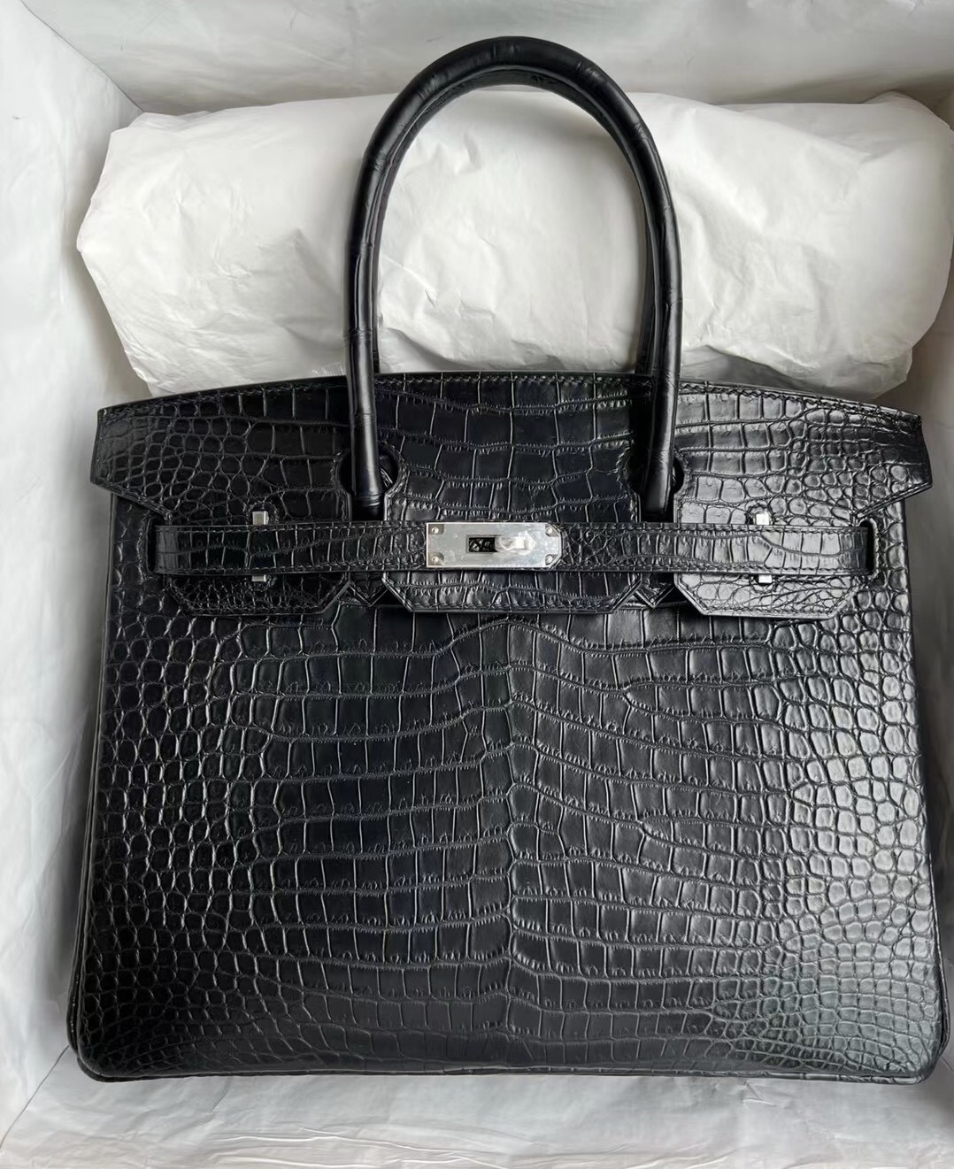 愛馬仕灣鱷是倒v嗎 Hermès Birkin 30 霧面倒V澳洲灣鱷 89 黑色 Noir 銀扣