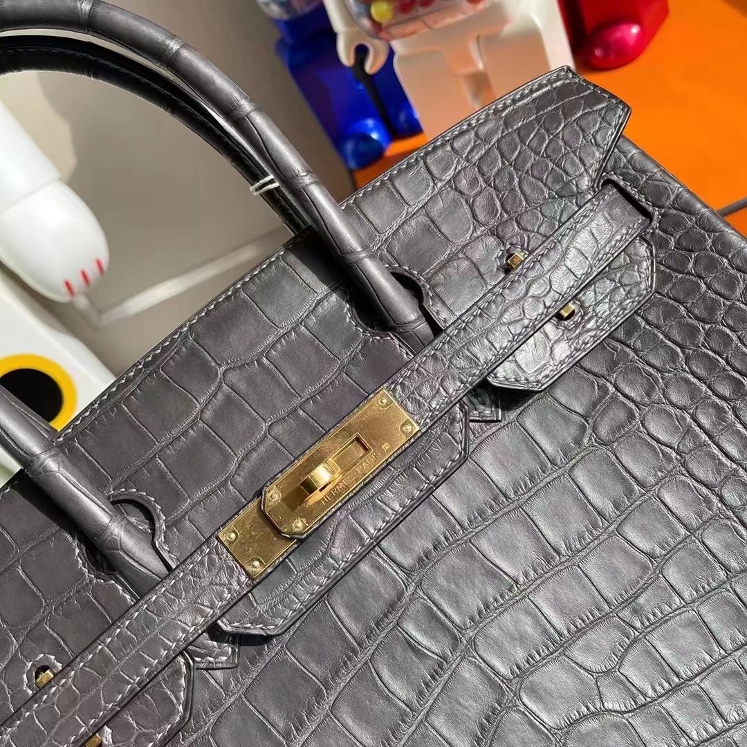 愛馬仕包包大概多少錢 Hermès Birkin 30 霧面美洲鱷魚 88 Graphite 石墨灰 金扣