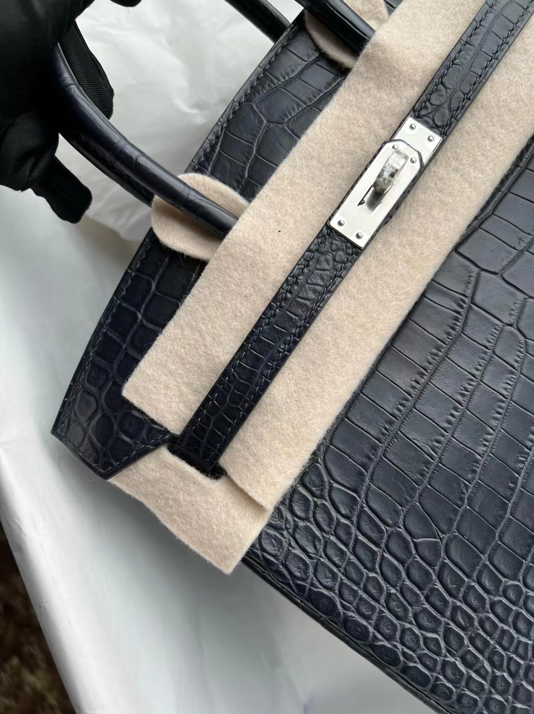 愛馬仕鉑金包官網 香港  Hermès Birkin 25cm 76 深海藍 Blue Indigo 霧面尼羅鱷魚