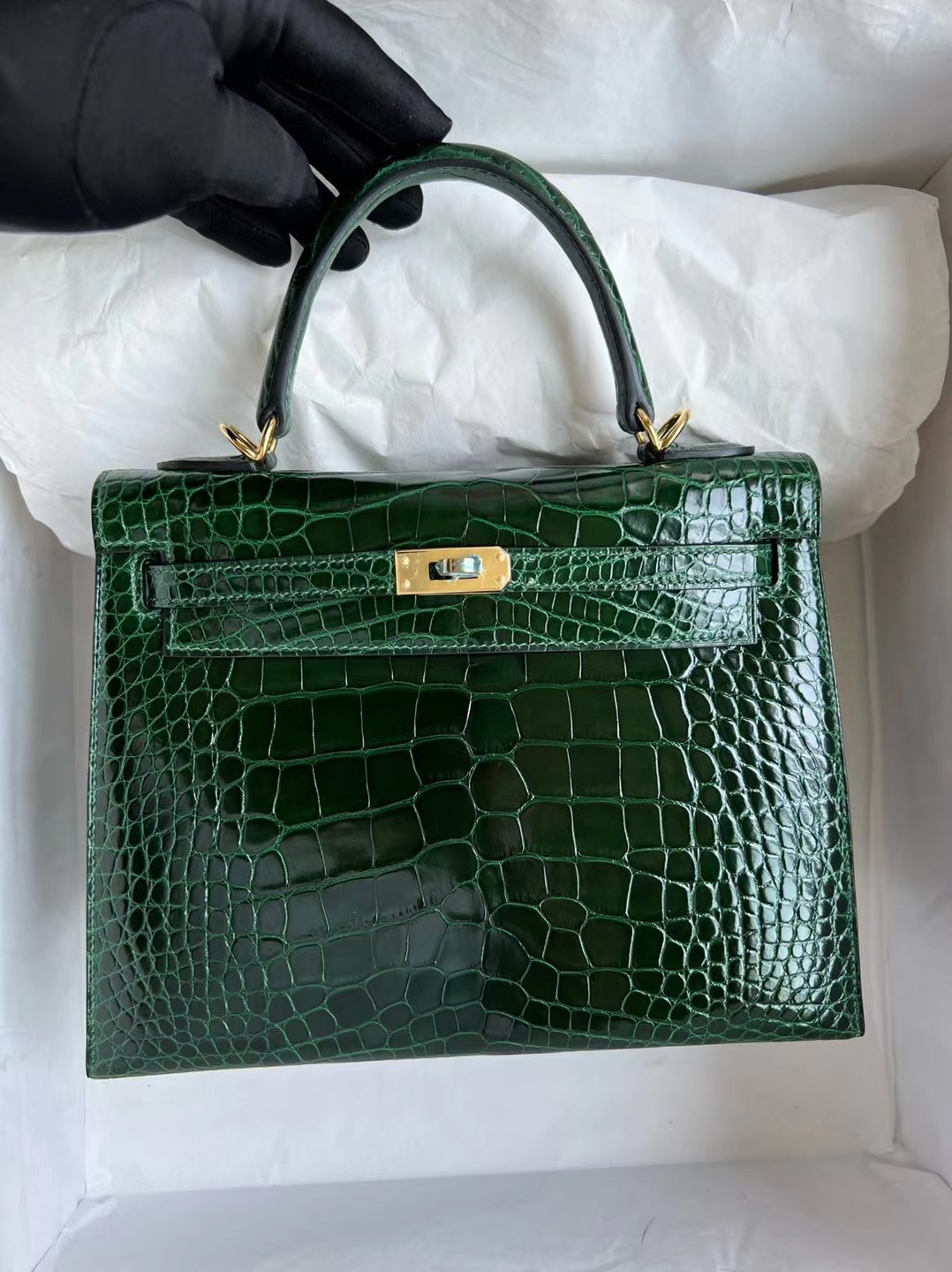 愛馬仕凱莉包臺灣官網 Hermès Kelly 25 祖母綠 67 Vert Fonce 亮面美洲鱷魚