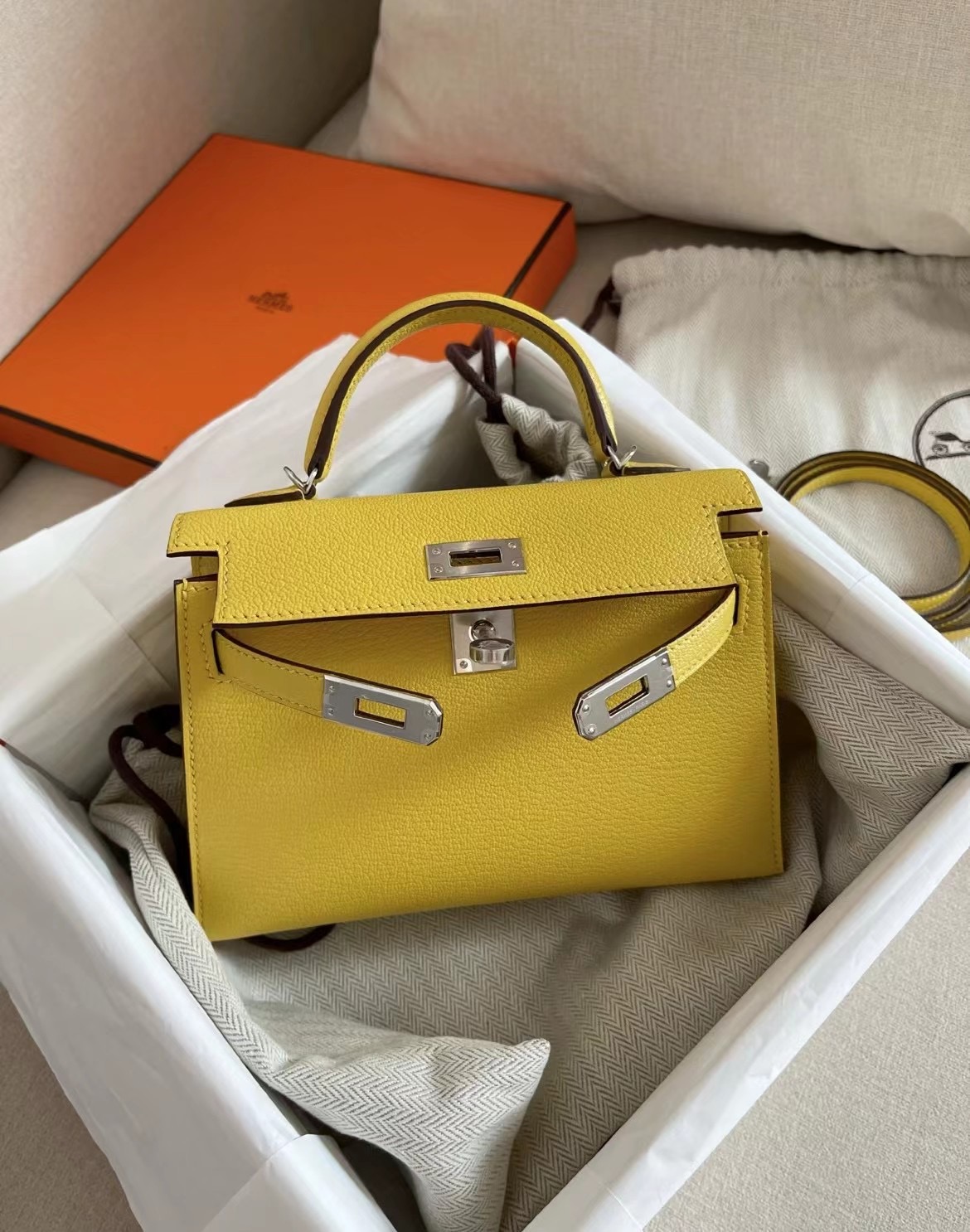 愛馬仕 Hermes Kelly Mini II Chevre 9O jaune de naples 那不勒斯黃