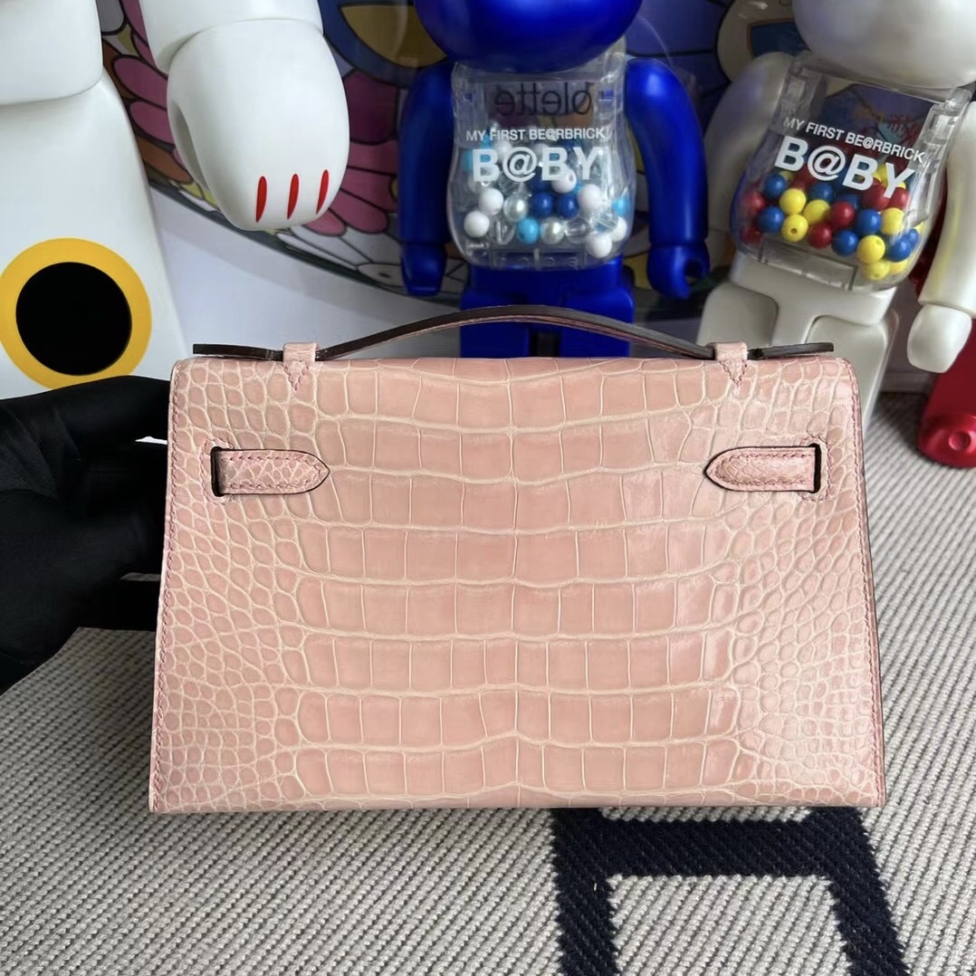 Hermès MiniKelly Pochette Polished Mississippiensis Alligator P1 Rose Eglantine