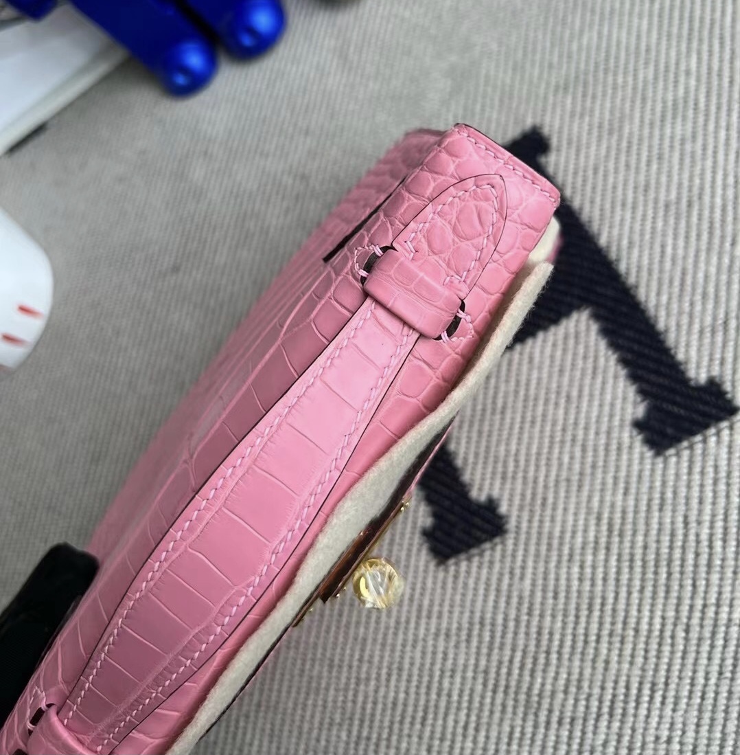Hermès Mini Kelly Pochette Alligator Mississippiensis Mat 5P pink GHW