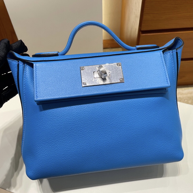 臺灣臺北市文山區 Hermès kelly 24/24 Mini Evercolor 0F Bleu frida 弗裏達藍 銀扣