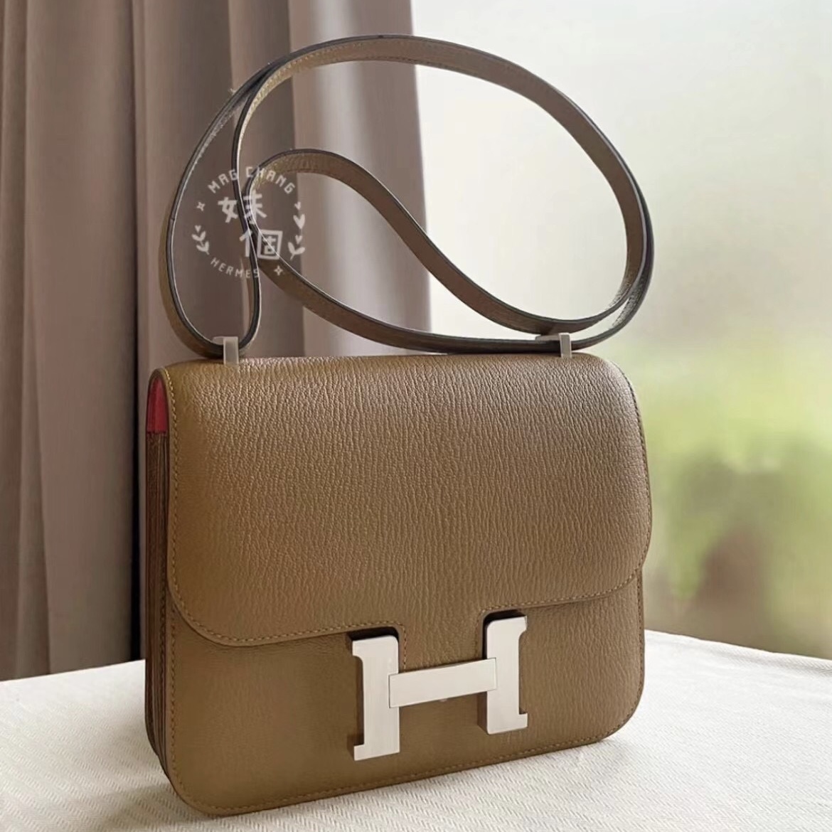 Hermès Constance 18 Chevre 2H Kraft 牛皮紙色 內拼 8W Rose Azalee 新唇膏粉