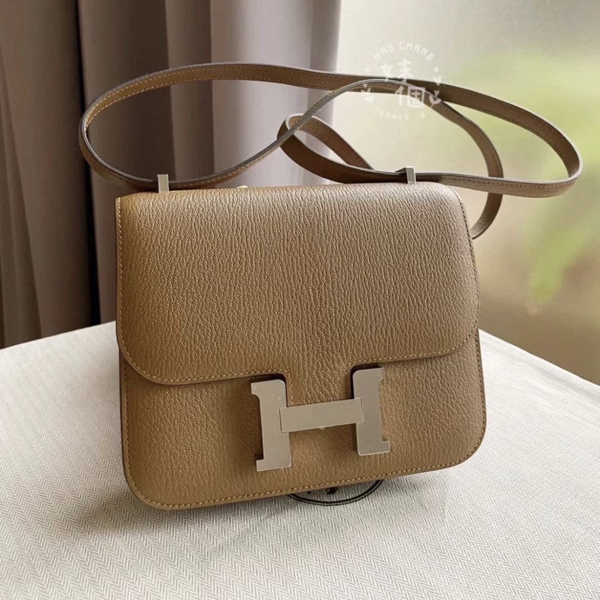 Hermès Constance 18 Chevre 2H Kraft 牛皮紙色 內拼 8W Rose Azalee 新唇膏粉