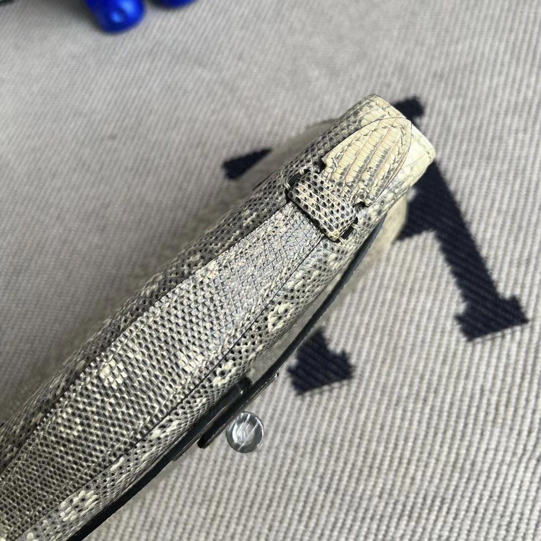 Hermès singapore website MiniKelly Pochette Lizard 1D Desert 自然色蜥蜴 銀扣