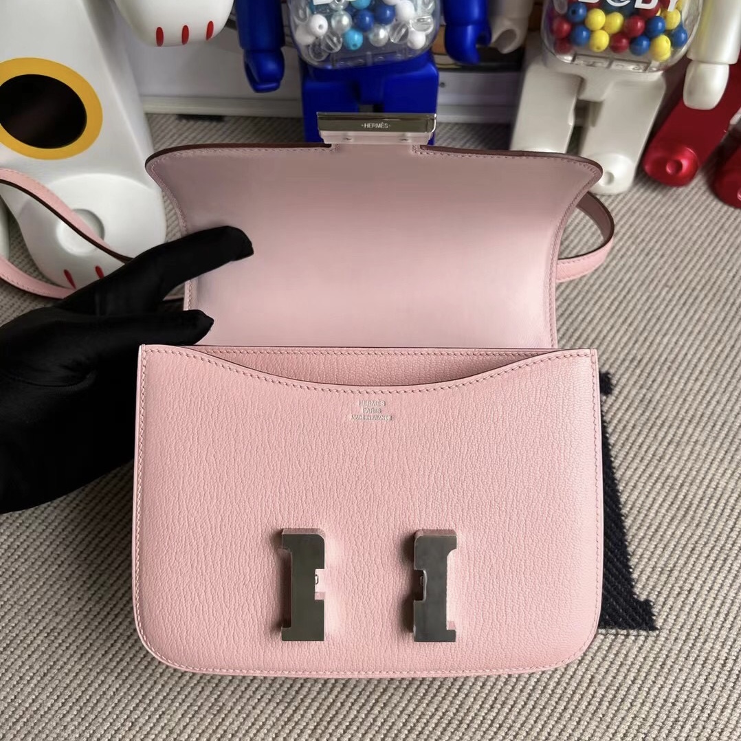 Malaysia Hermès Mini Kelly Pochette Swift 3Q Rose Saiura櫻花粉銀扣