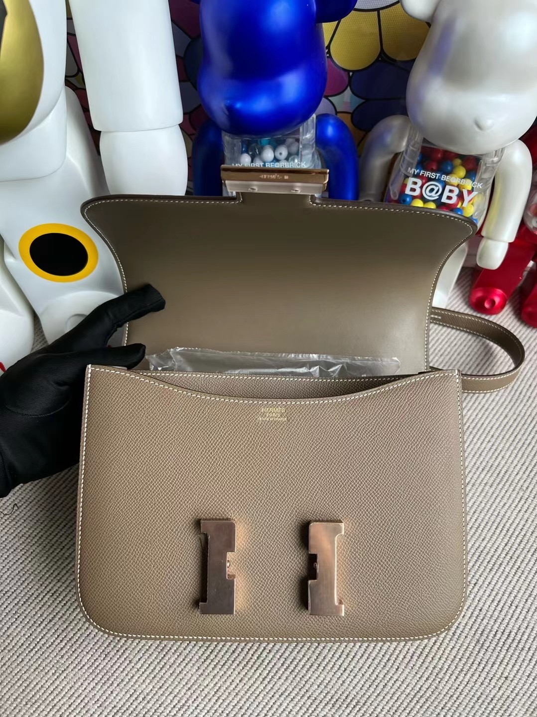 愛馬仕官網臺灣官網價格及圖片 Hermès Constance 24 Epsom Etoupe 玫瑰金扣