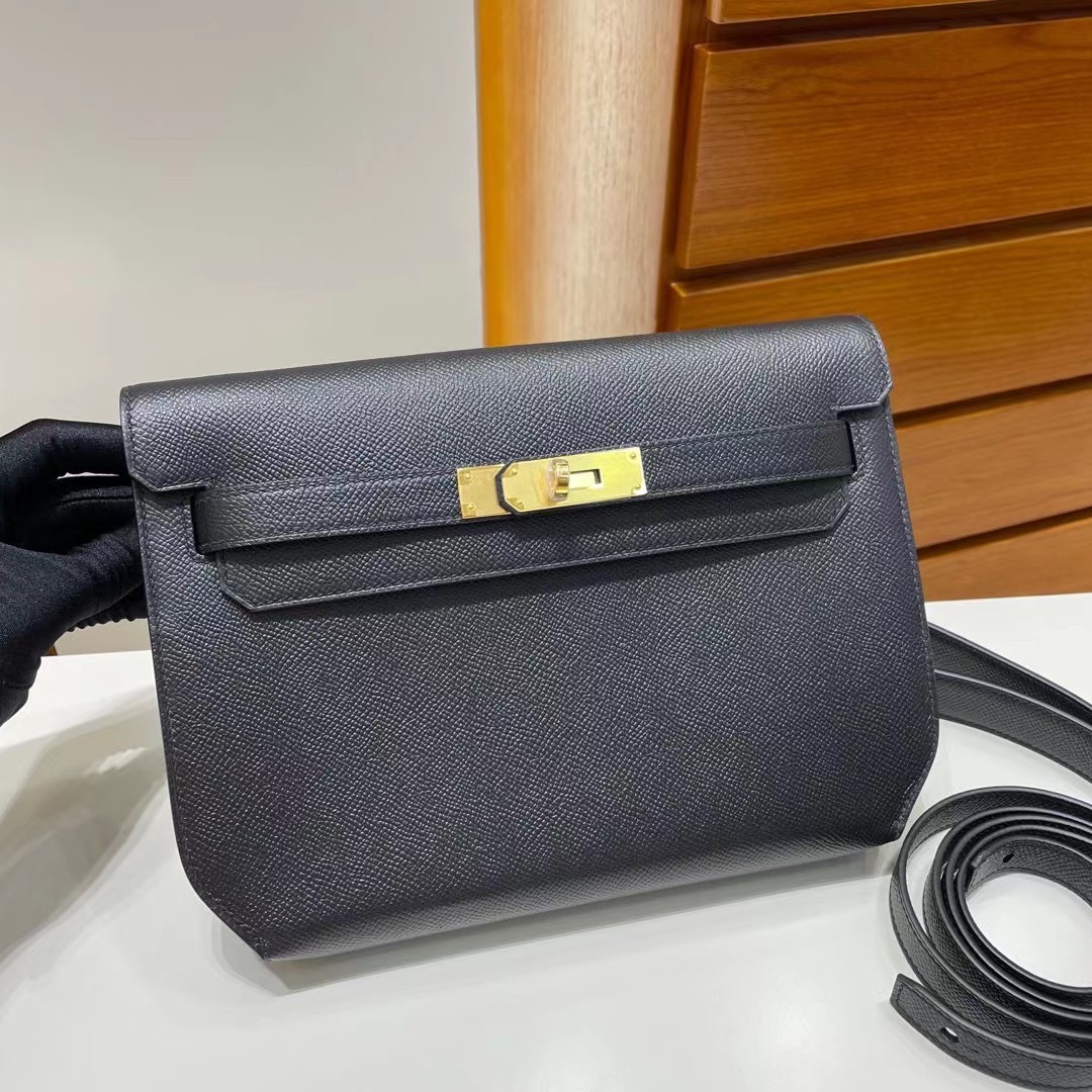 Hermès Bag price and pictures Kelly depeches 25 Epsom Noir Gold hardware