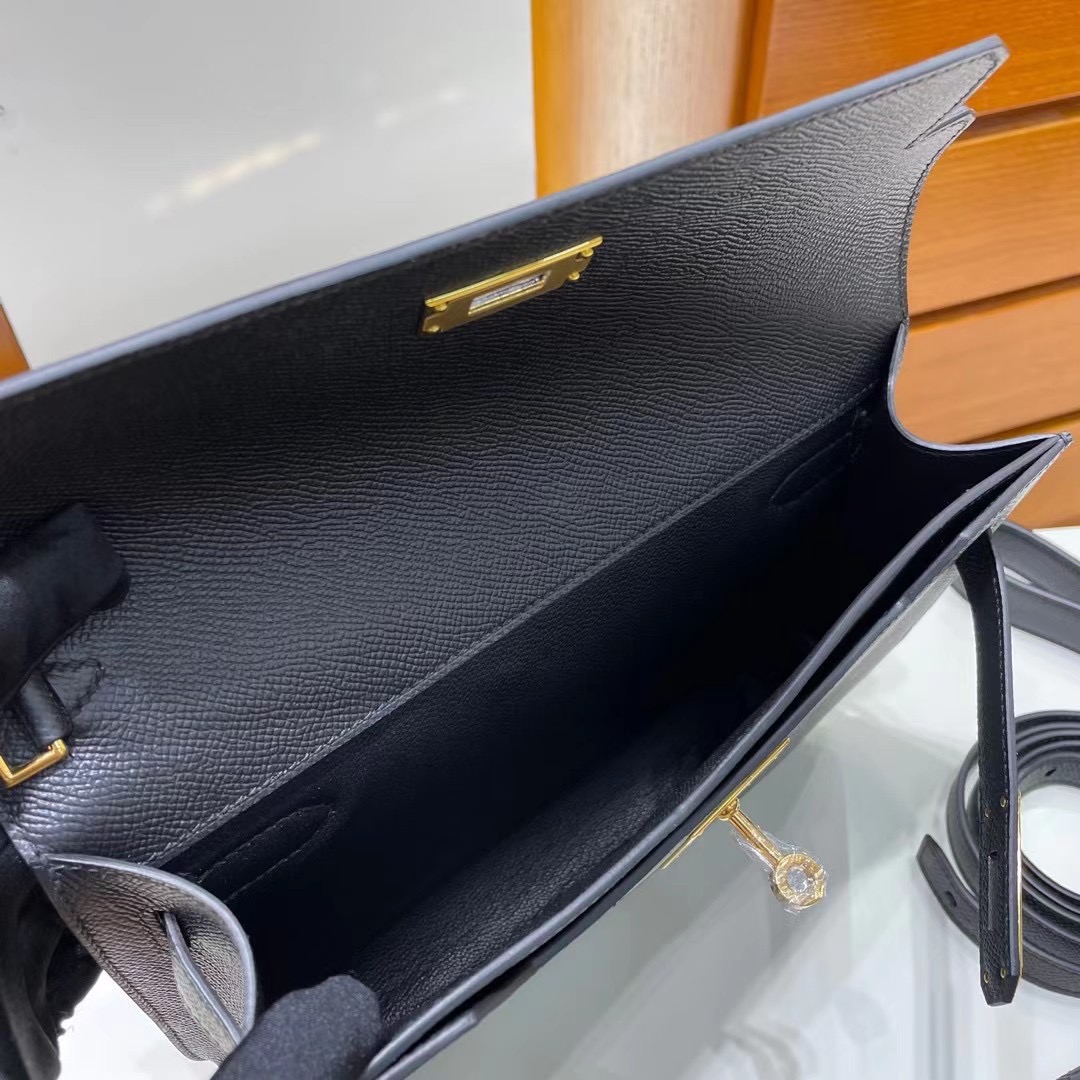 Hermès Bag price and pictures Kelly depeches 25 Epsom Noir Gold hardware