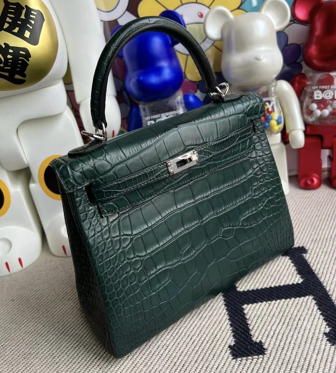 新加坡愛馬仕 Hermes Kelly 25cm 6O Vert Cypress 鬆柏綠 霧面美洲鱷魚銀扣