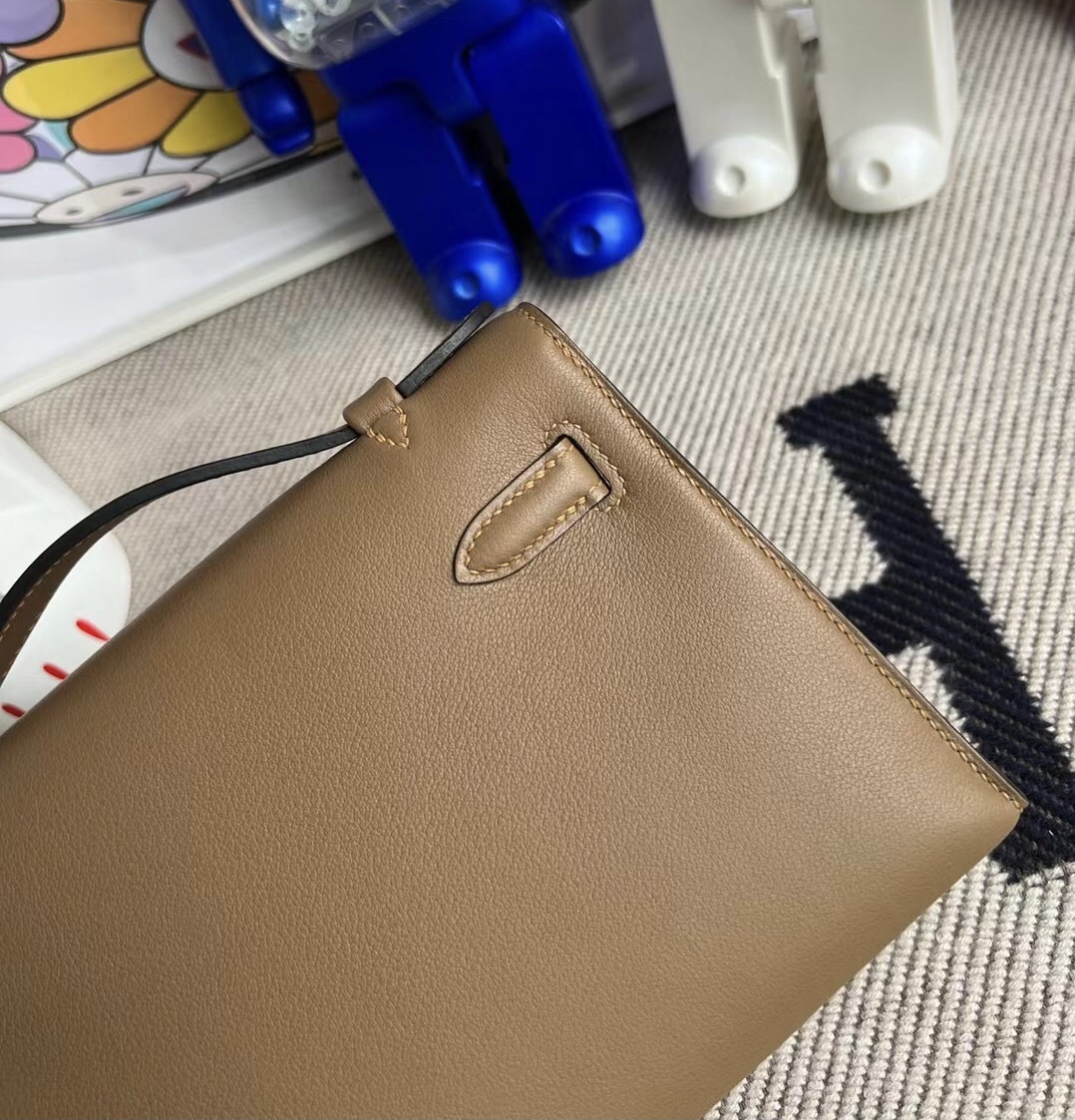 Hermes Mini kelly Pochette Swift D0 beige de weimer 威犬馬米色 銀扣