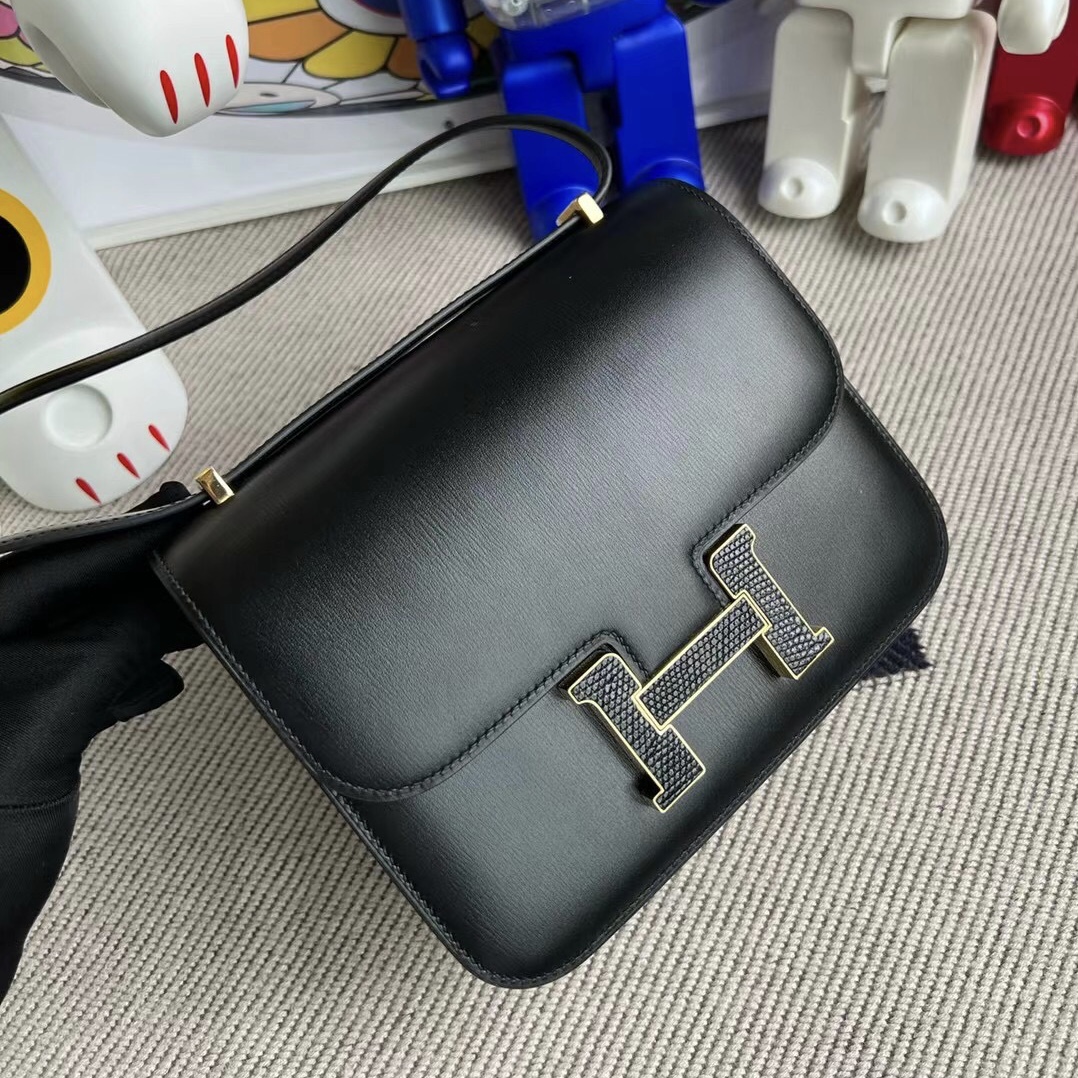 Saudi Arabia Hermes Constance 18cm 進口Box皮 89 Noir 黑色配蜥蜴扣金扣