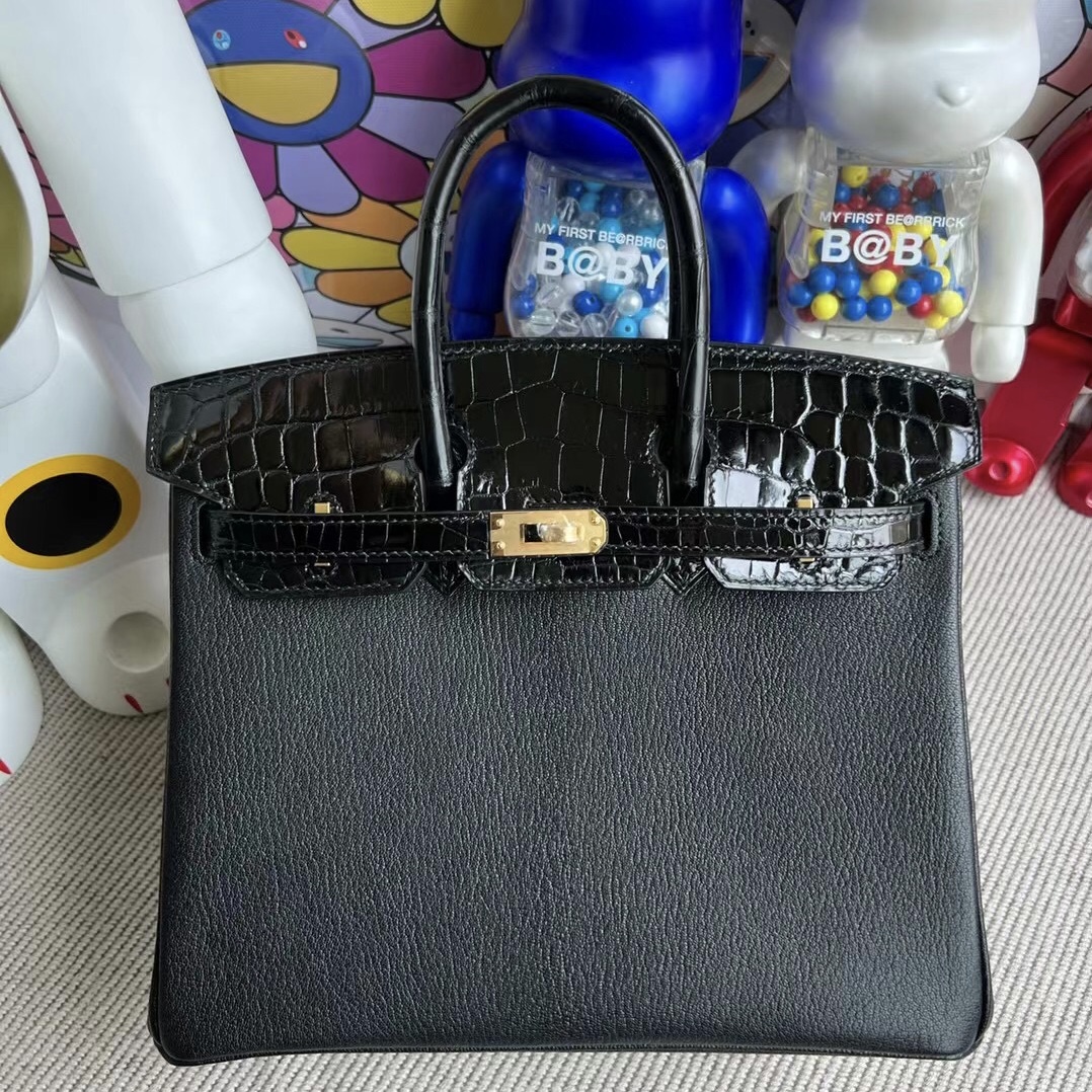 UAE United Arab Emirates Hermes Birkin 25 Touch Chevre/ Crocodile 89 Noir