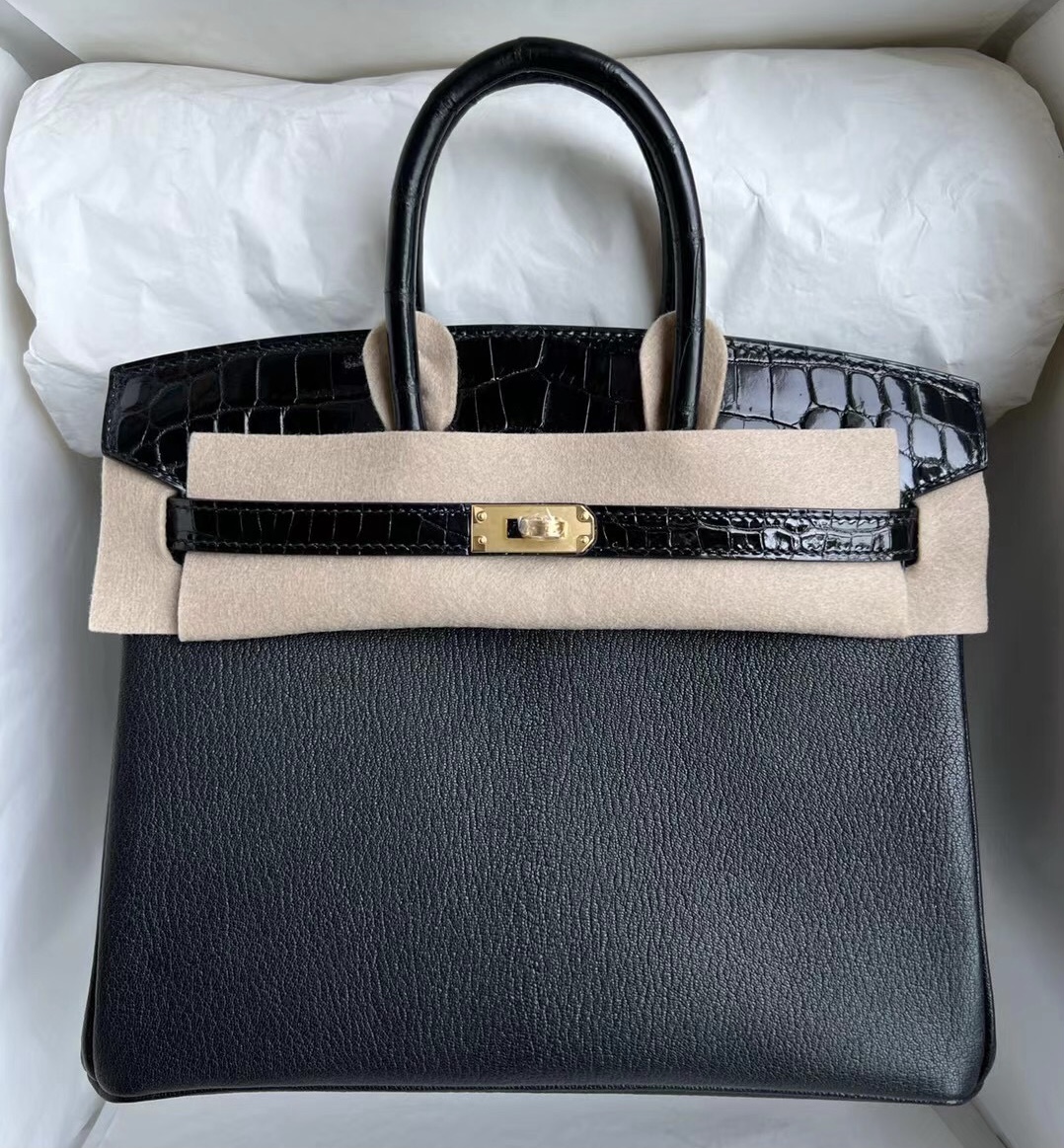 UAE United Arab Emirates Hermes Birkin 25 Touch Chevre/ Crocodile 89 Noir