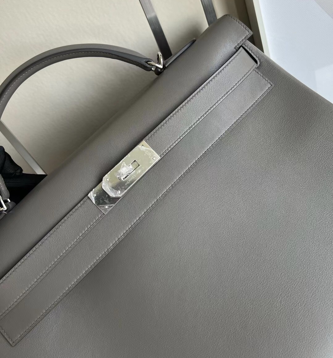 Hermes Kelly 40cm Swift  8F Etain 錫器灰 銀扣 Silver hardware 全手工蜜蠟線縫製