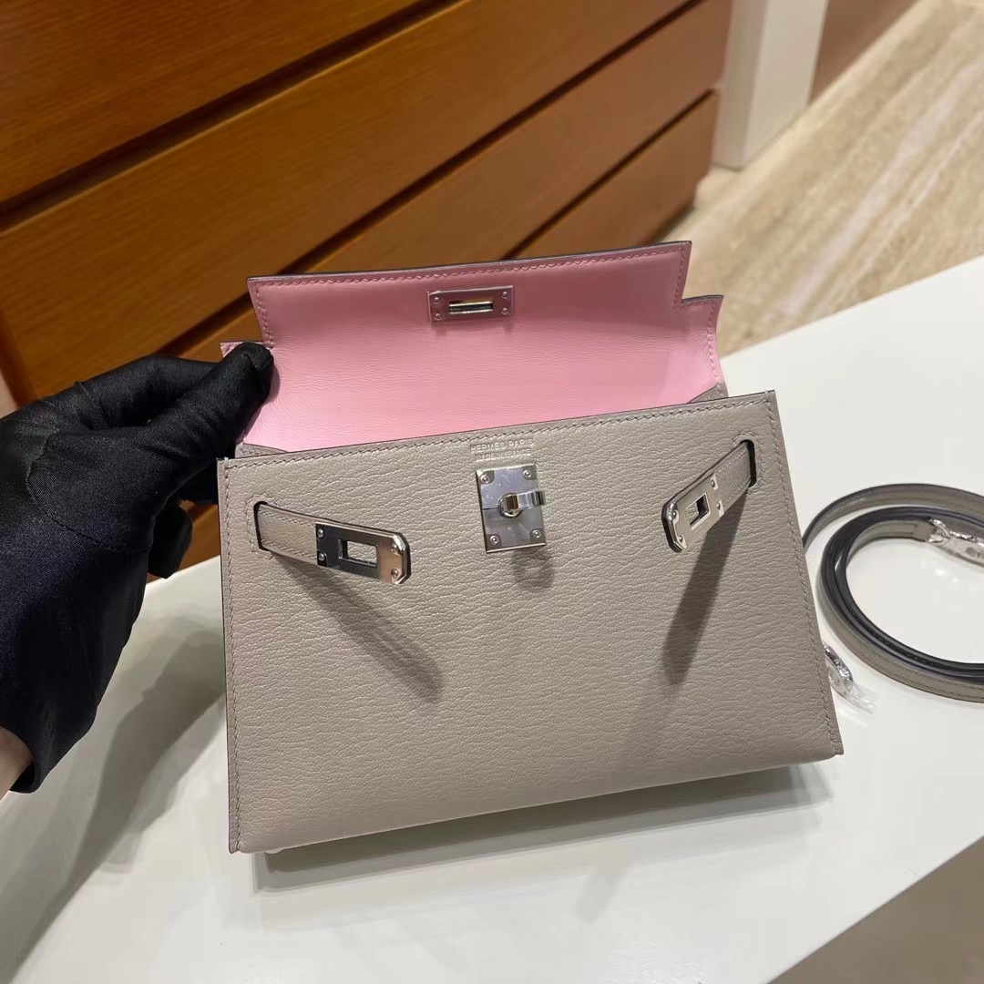 Singapore Hermes Kelly Mini II 2代 Chevre 山羊皮 81斑鳩灰內拼3Q櫻花粉銀扣