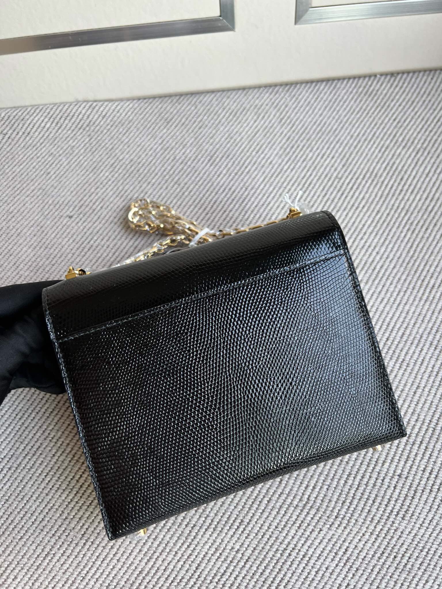 泰國愛馬仕價格 Hermes Verrou 17.5cm Lizard CC89 Noir 黑色 金扣